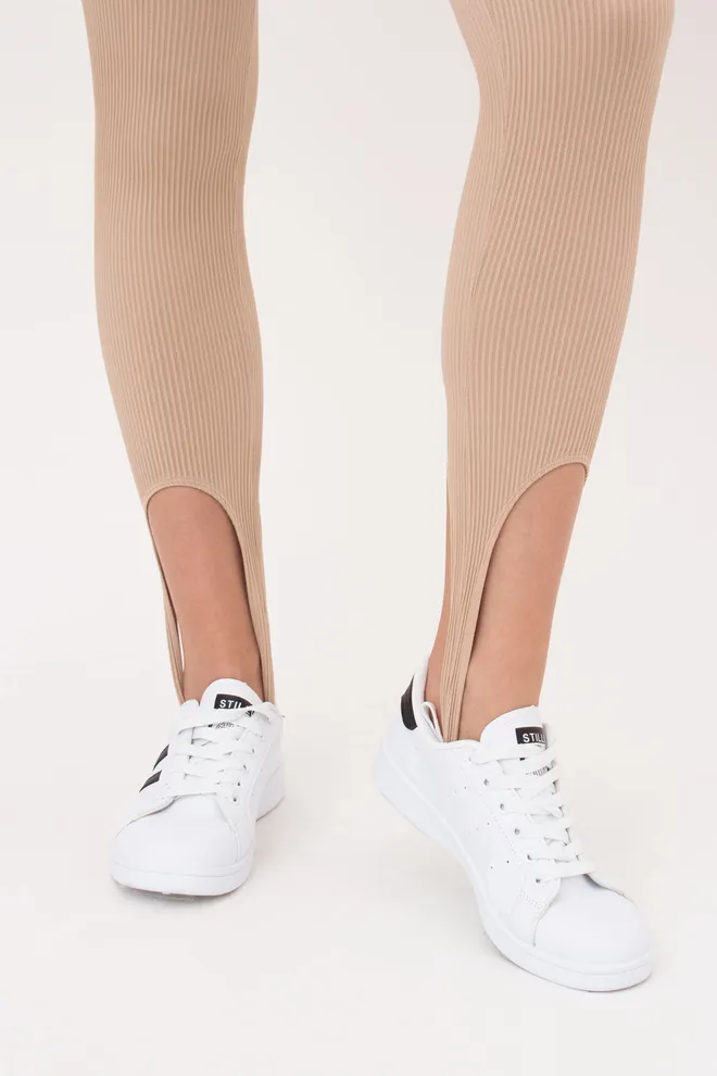 Бесшовные леггинсы в рубчик со штрипками LEGGINGS RIB STRIPE GIULIA x Lichi by Lichi (nude), бежевый