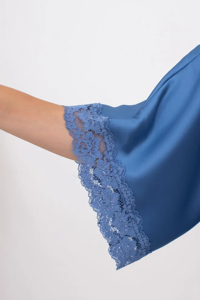 Шелковый халат женский на запа́х HELENA 7212/051 Giulia (light blue), голубой