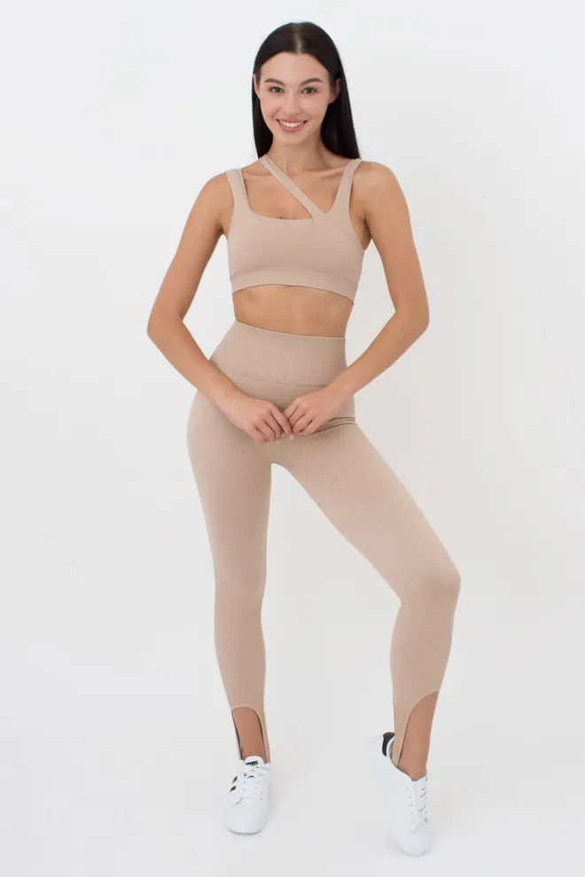 Безшовний топ з асиметричними бретелями TOP RIB CO GIULIA x Lichi by Lichi (nude), бежевий
