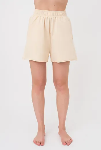 Женские шорты с необработанным краем STREET STYLE 4204/180 Giulia (beige), бежевый Женские шорты с необработанным краем STREET STYLE 4204/180 Giulia (beige), бежевый