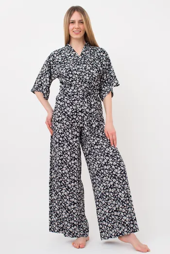 Костюм женский жакет и свободные штаны WILDFLOWERS 5601/040 Giulia (blue), синий Костюм женский жакет и свободные штаны WILDFLOWERS 5601/040 Giulia (blue), синий