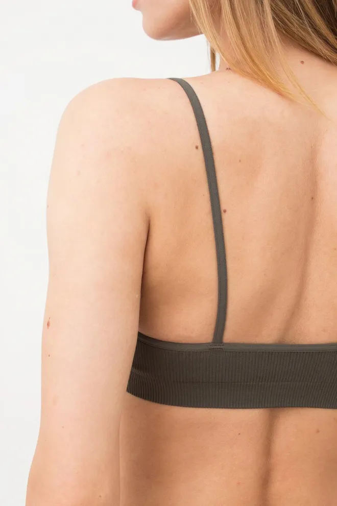 Бесшовный топ в рубчик на тонких бретелях CAMI TOP RIB Giulia (khaki), зеленый