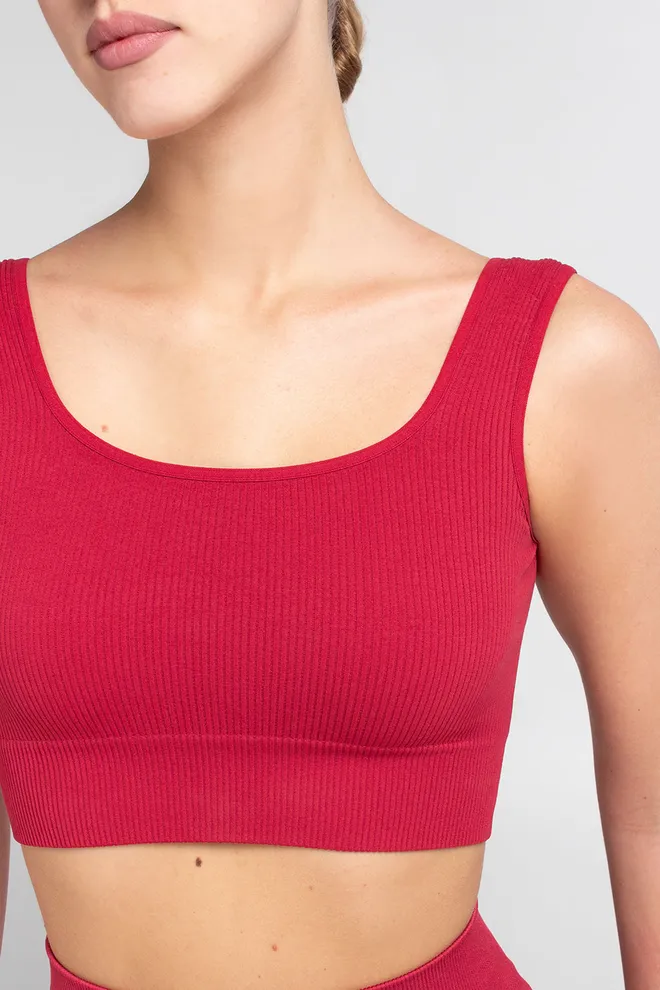 Бесшовный топ в рубчик на широких бретелях TOP RIB Giulia (winterberry), красный