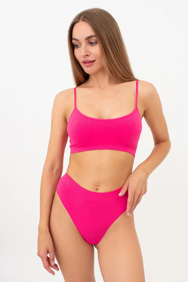 Бесшовный топ в рубчик на тонких бретелях CAMI TOP RIB Giulia (bright pink), розовый