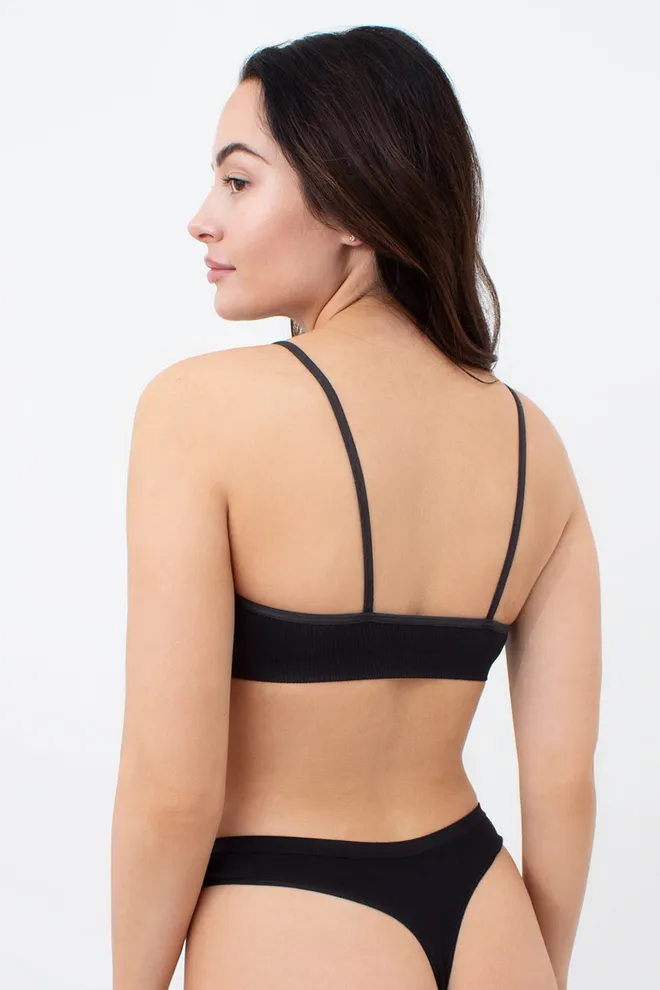 Бесшовный топ в рубчик на тонких бретелях CAMI TOP RIB Giulia (black), черный