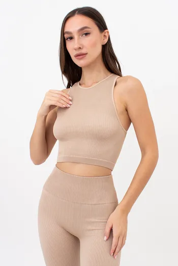 Безшовний топ в рубчик на широких бретелях HALTER TOP RIB Giulia (naturale), бежевий Безшовний топ в рубчик на широких бретелях HALTER TOP RIB Giulia (naturale), бежевий