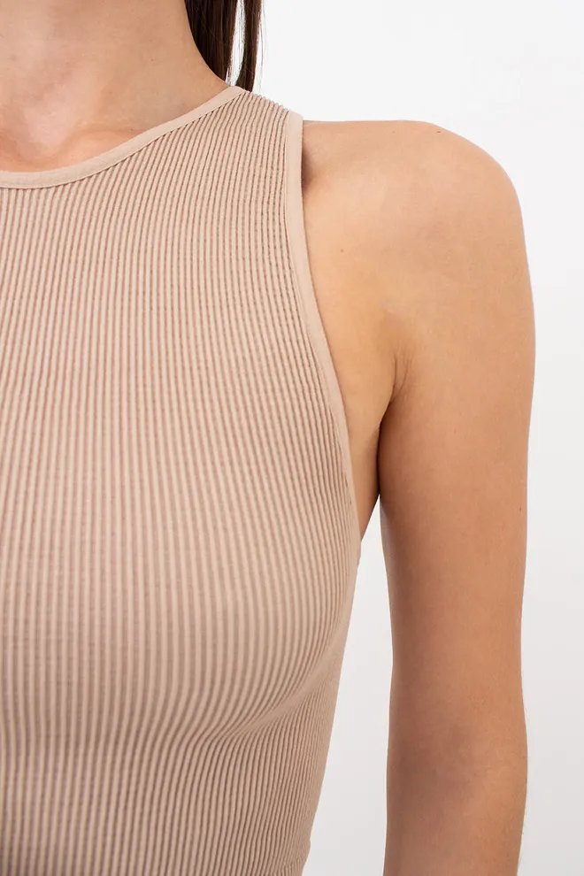 Безшовний топ в рубчик на широких бретелях HALTER TOP RIB Giulia (naturale), бежевий