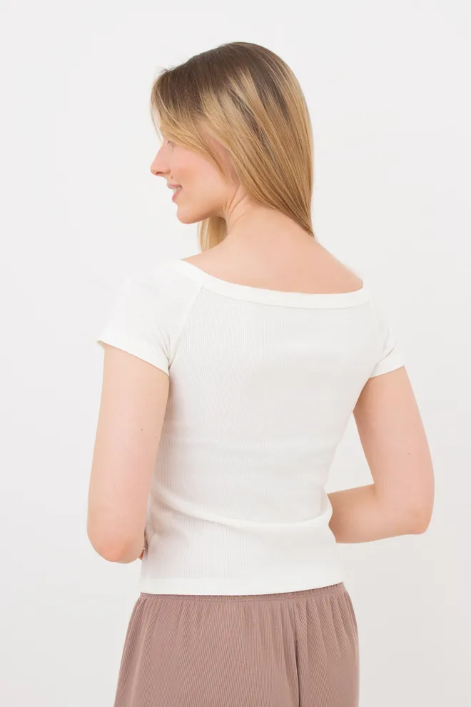 Женская футболка с вырезом в рубчик RIB 4812/010 Giulia milk (белый)