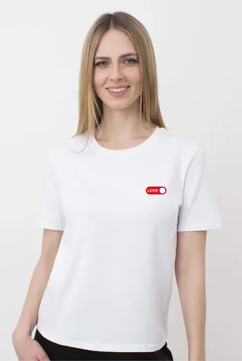 Футболка женская с надписью "LOVE" T-SHIRT WOMEN UNIQUE PRINT 4802/010, white W00022 (белый) Футболка женская с надписью "LOVE" T-SHIRT WOMEN UNIQUE PRINT 4802/010, white W00022 (белый)