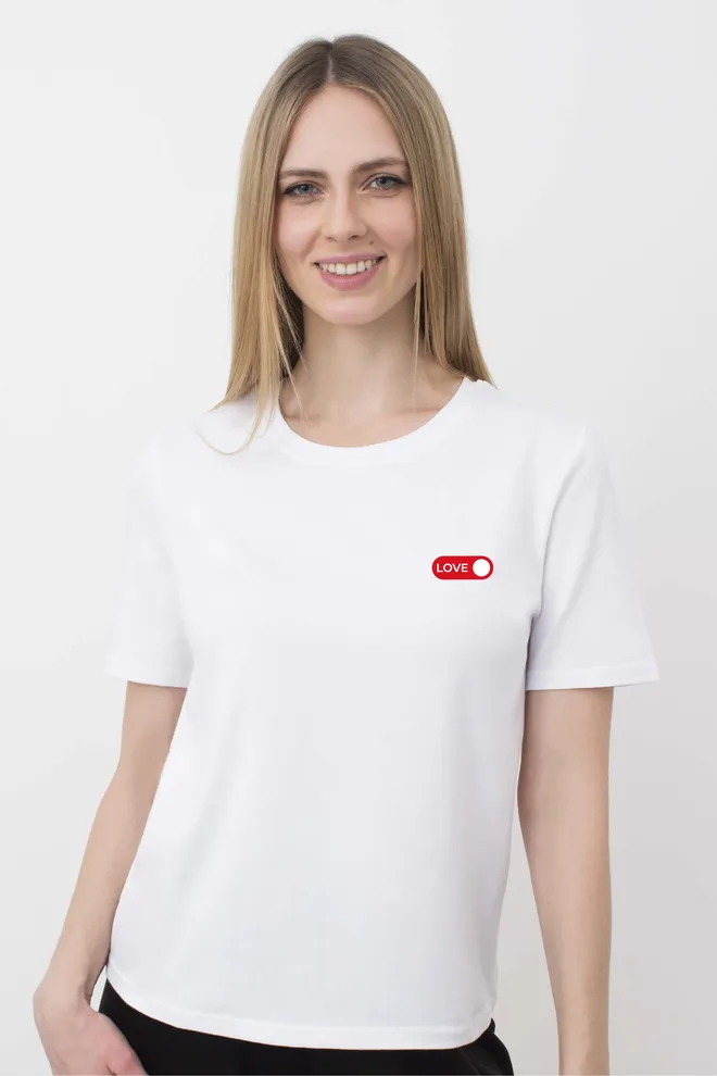 Футболка женская с надписью "LOVE" T-SHIRT WOMEN UNIQUE PRINT 4802/010, white W00022 (белый)