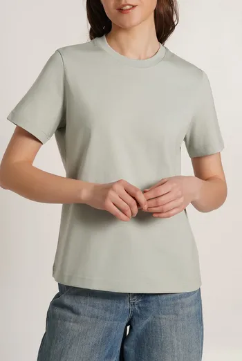 Женская хлопковая футболка T-SHIRT BASIC NECK 4815/010 Giulia (sage green), зеленый Женская хлопковая футболка T-SHIRT BASIC NECK 4815/010 Giulia (sage green), зеленый