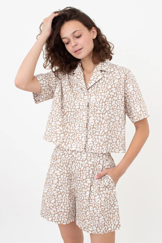 Укороченная рубашка из хлопка STREET SPOTTED 7601/010 Giulia (beige/milk leopard print), бежевый