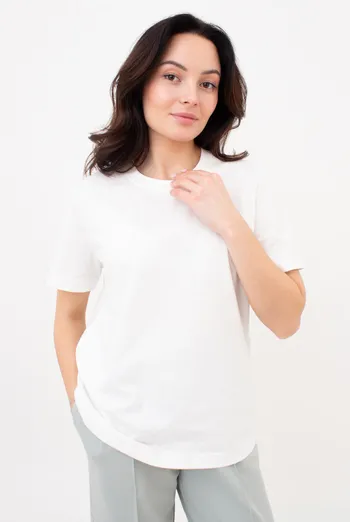 Женская хлопковая футболка T-SHIRT BASIC NECK 4815/010 Giulia (milk), белый Женская хлопковая футболка T-SHIRT BASIC NECK 4815/010 Giulia (milk), белый