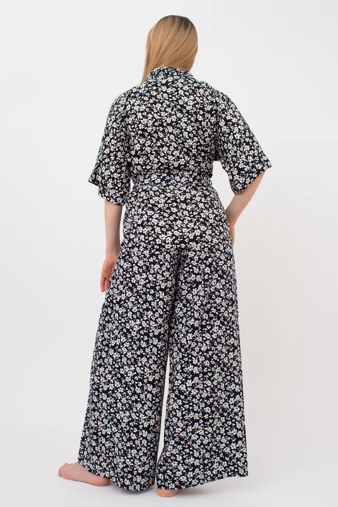 Костюм женский жакет и свободные штаны WILDFLOWERS 5601/040 Giulia (blue), синий