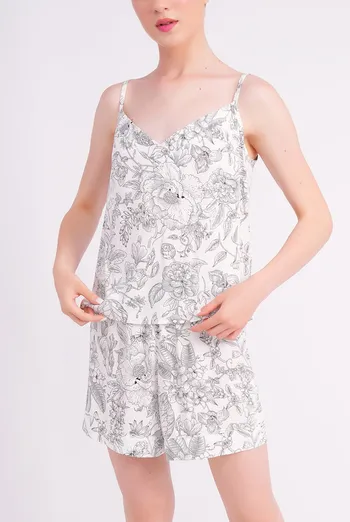 Пижама (майка и шорты) FLOSSED IN FLOWERS 6041/040 Giulia (white/black floral print), белый Пижама (майка и шорты) FLOSSED IN FLOWERS 6041/040 Giulia (white/black floral print), белый