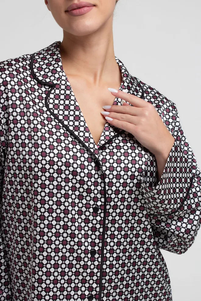 Шелковая пижама NOIRE 5507/050 Giulia (white/crushed berry rhomb), белый/бордовый