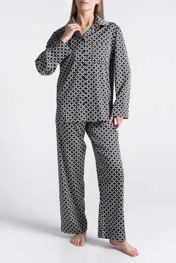 Пижама из шелка NOIRE 5903/050 Giulia (white/twilight teal rhomb), белый/черный Пижама из шелка NOIRE 5903/050 Giulia (white/twilight teal rhomb), белый/черный