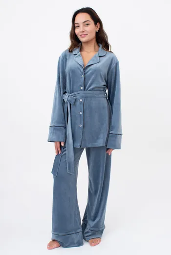 Комплект штаны и кофта на пуговицах с поясом SOFT WINTER 5509/080 Giulia (smoky blue), голубой Комплект штаны и кофта на пуговицах с поясом SOFT WINTER 5509/080 Giulia (smoky blue), голубой