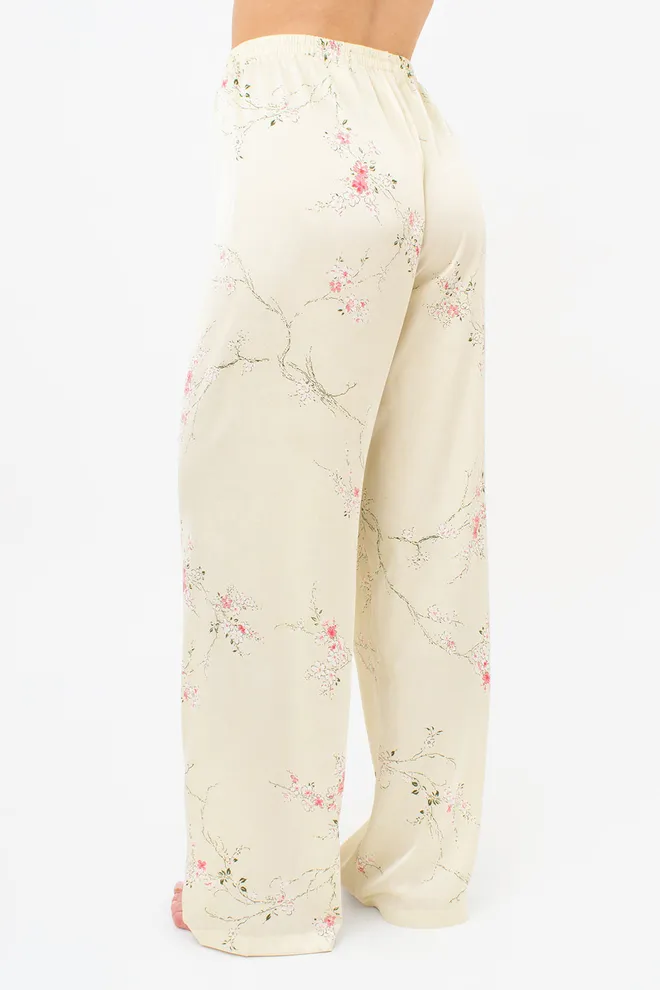 Шелковая пижама с цветочным рисунком майка и штаны SAKURA 5007/050 Giulia (light yellow), желтый