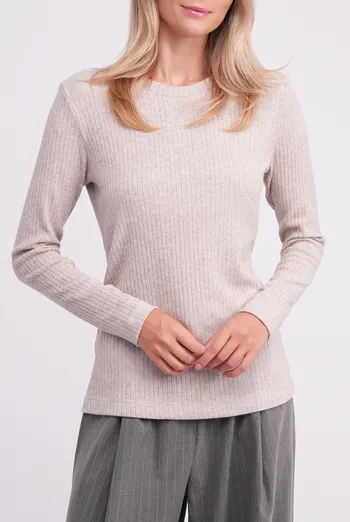 Трикотажный лонгслив MOSSLINES 7003/150 Giulia (almond melange), бежевый Трикотажный лонгслив MOSSLINES 7003/150 Giulia (almond melange), бежевый