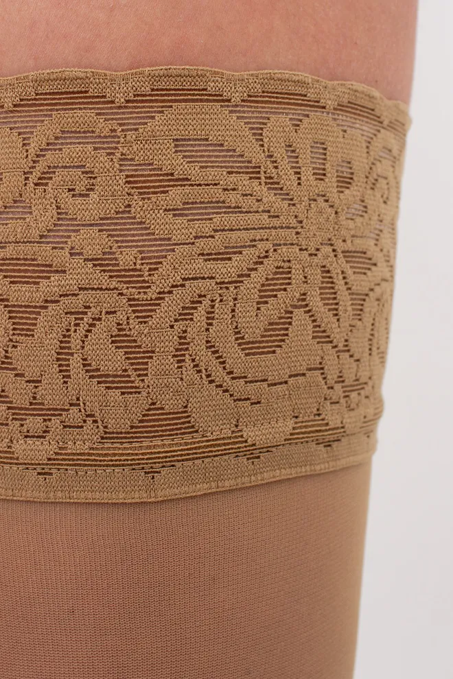 Чулки на силиконовой резинке Emotion 40 den Giulia (daino)