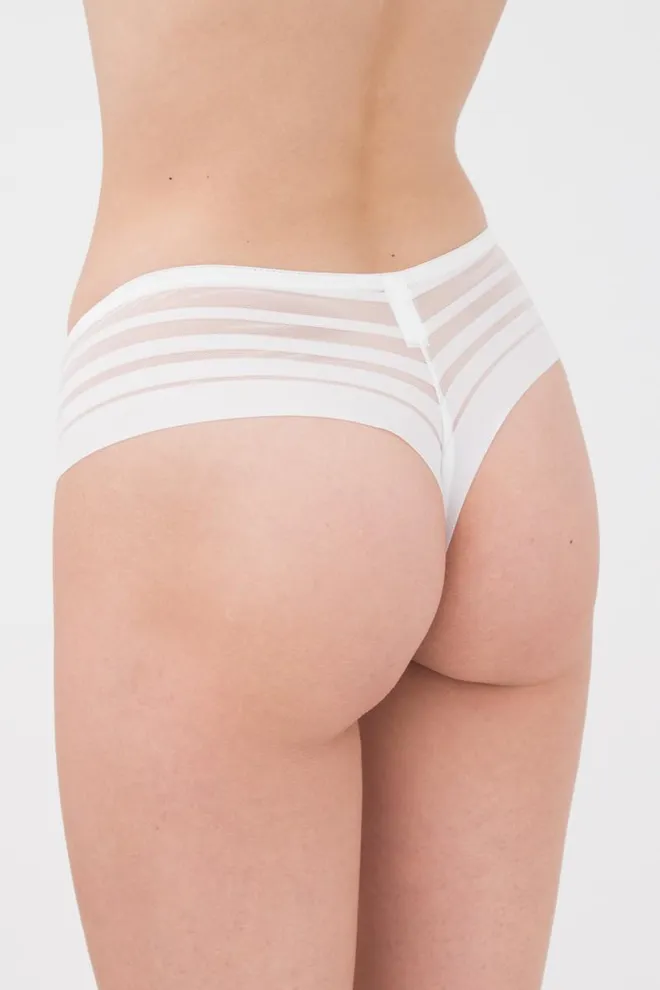 Женские трусы стринги Allegra 2201/20 Giulia (whisper white)