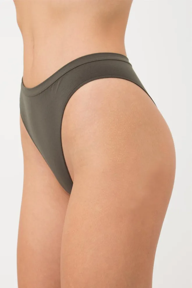Жіночі безшовні трусики бразиліана BRASILIAN BRIEFS COLOR Giulia (khaki), зелений