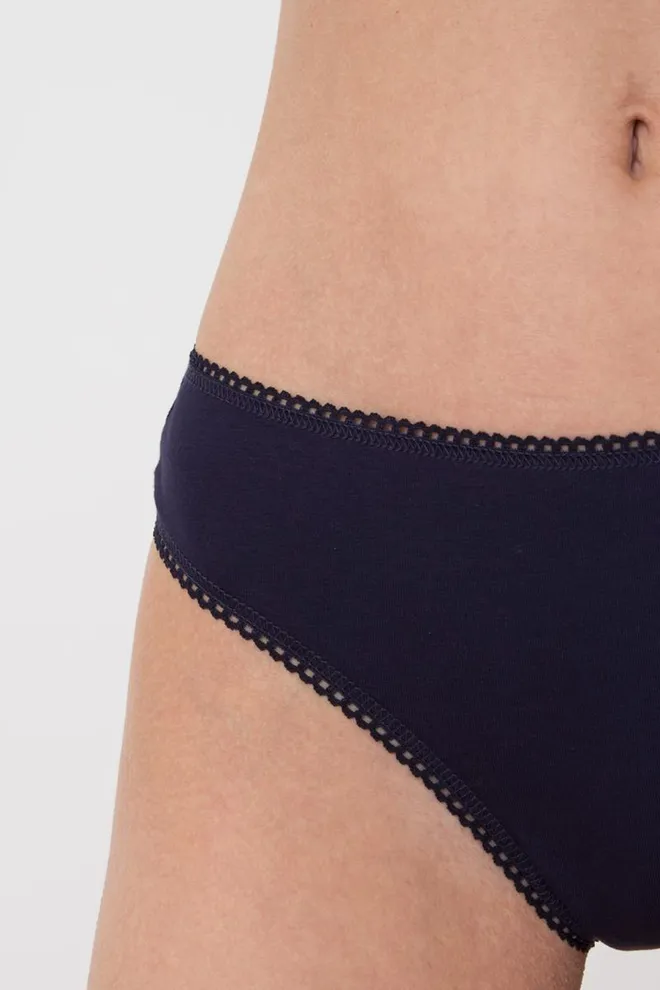 Женские хлопковые трусики стринг Basic 2102/60 Giulia (navy)