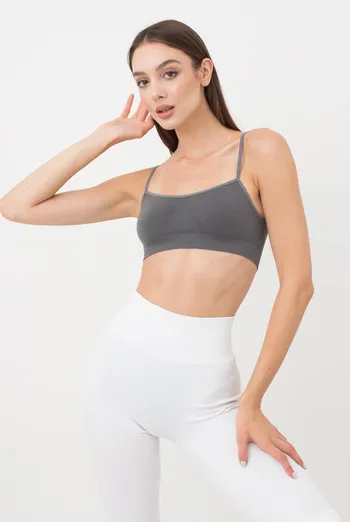 Бесшовный топ на тонких бретелях Cami top Giulia (poppy seed), серый Бесшовный топ на тонких бретелях Cami top Giulia (poppy seed), серый