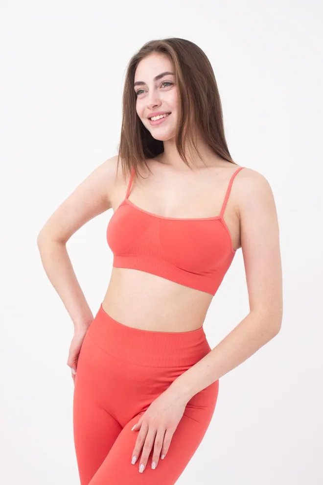 Бесшовный топ на тонких бретелях Cami top Giulia (burnt coral)