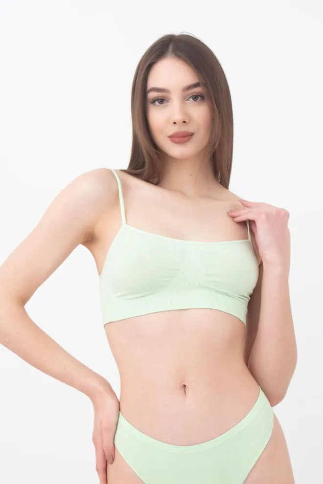 Бесшовный топ на тонких бретелях Cami top Giulia (green ash)