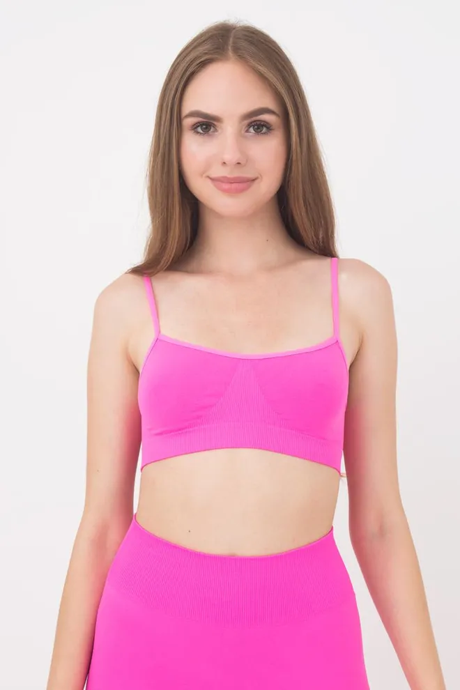 Бесшовный топ на тонких бретелях Cami top Giulia (pink neon)