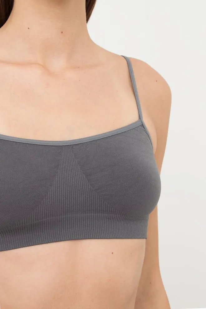 Бесшовный топ на тонких бретелях Cami top Giulia (poppy seed), серый