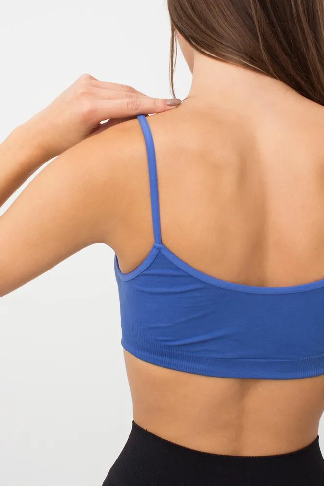 Бесшовный топ на тонких бретелях Cami top Giulia (skydiver)