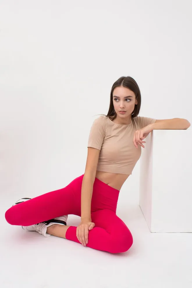 Топ с коротким рукавом и круглым вырезом Crop t-shirt Giulia (raspberry sorbet)