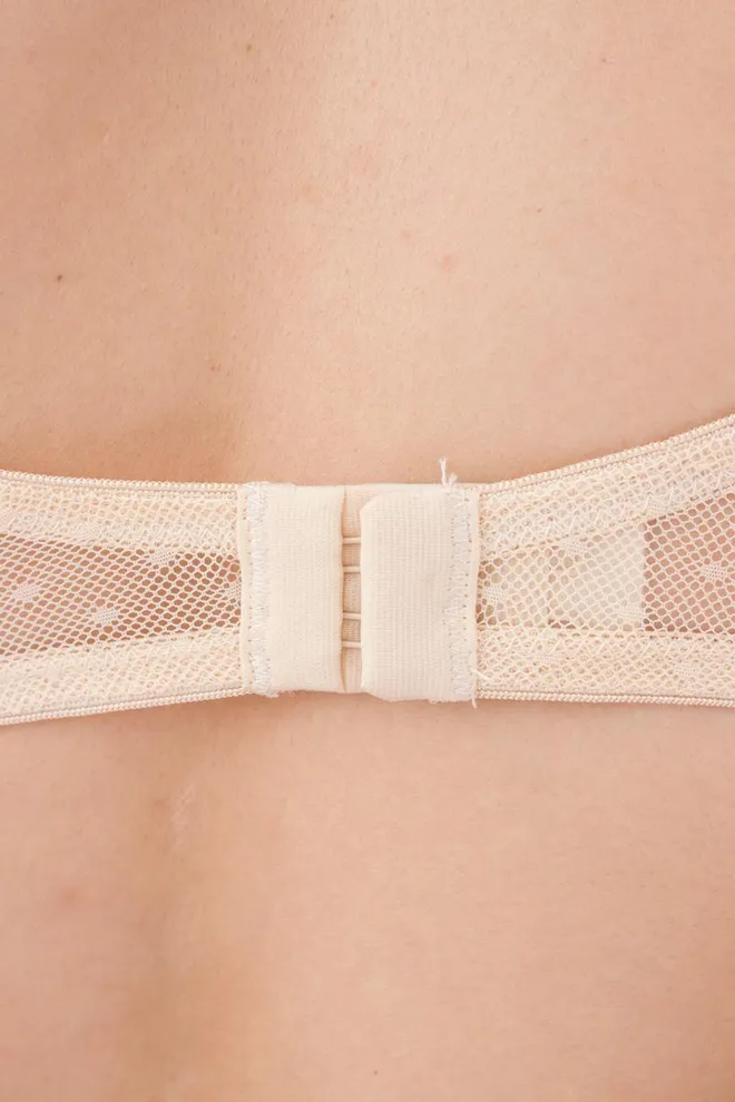 Бюстгальтер с формованной чашкой Emilia 1192/21 Giulia (beige), бежевый