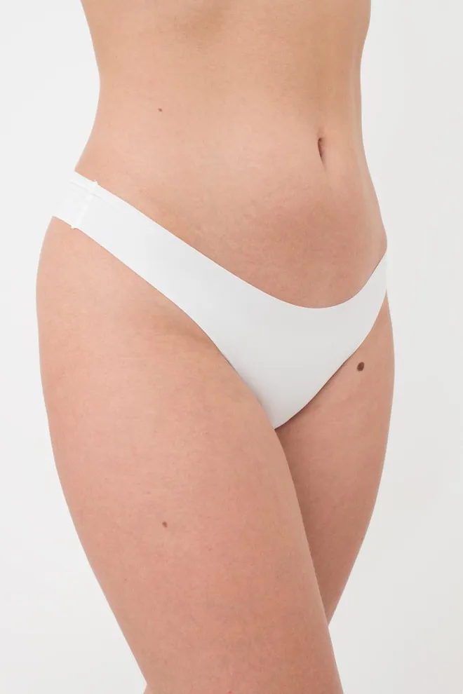 Женские трусы стринги бесшовные L5132br-m Giulia (белый)