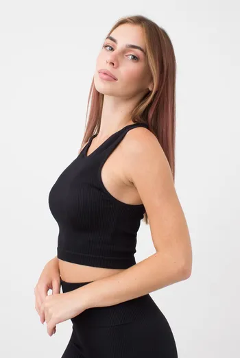 Безшовний топ в рубчик на широких бретелях Halter top rib Giulia (black), чорний Безшовний топ в рубчик на широких бретелях Halter top rib Giulia (black), чорний