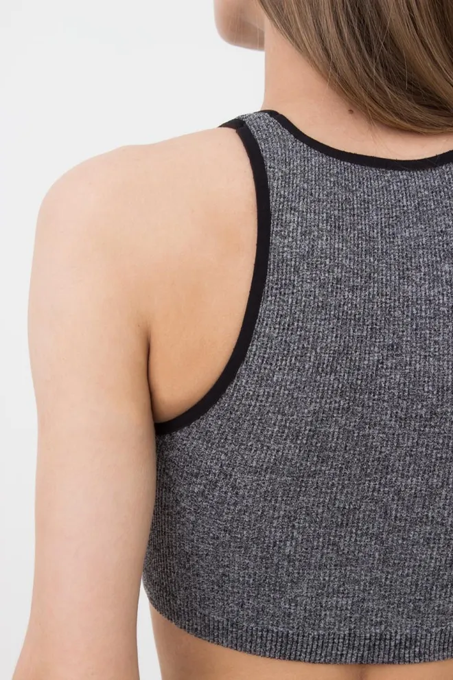 Безшовний топ в рубчик на широких бретелях Halter Top Rib Melange Giulia (black), чорний