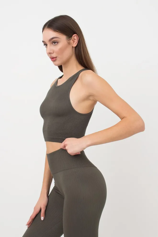 Бесшовный топ в рубчик на широких бретелях Halter top rib Giulia (khaki), зеленый