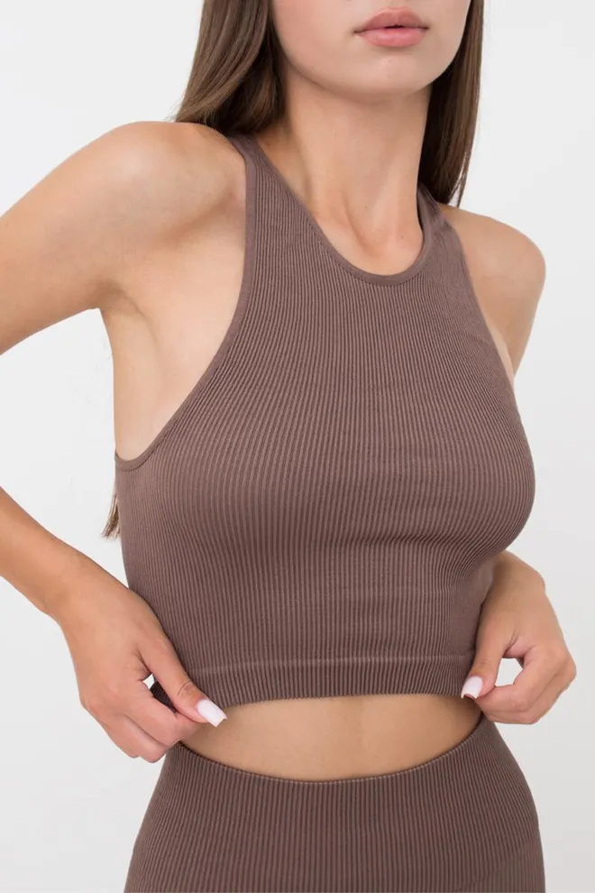 Безшовний топ в рубчик на широких бретелях Halter top rib Giulia (deep taupe), коричневий