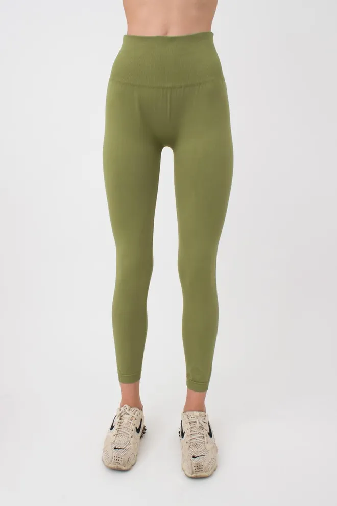 Спортивные бесшовные леггинсы LEGGINGS ENERGY Giulia (olive branch), зеленый