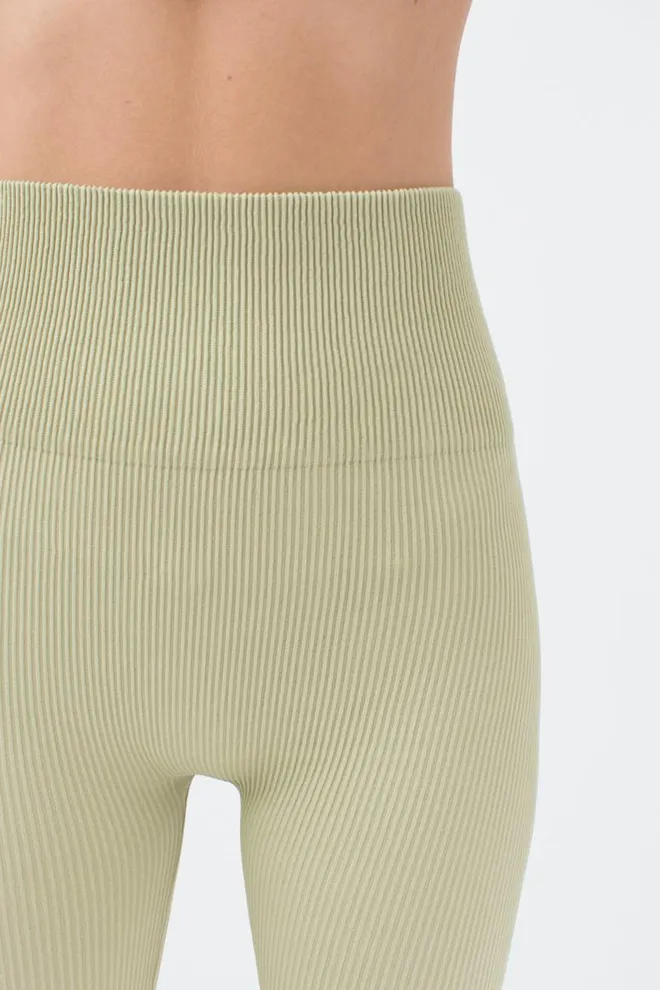 Леггинсы спортивные в рубчик с моделирующим швом LEGGINGS RIB Giulia (pale olive green), зеленый