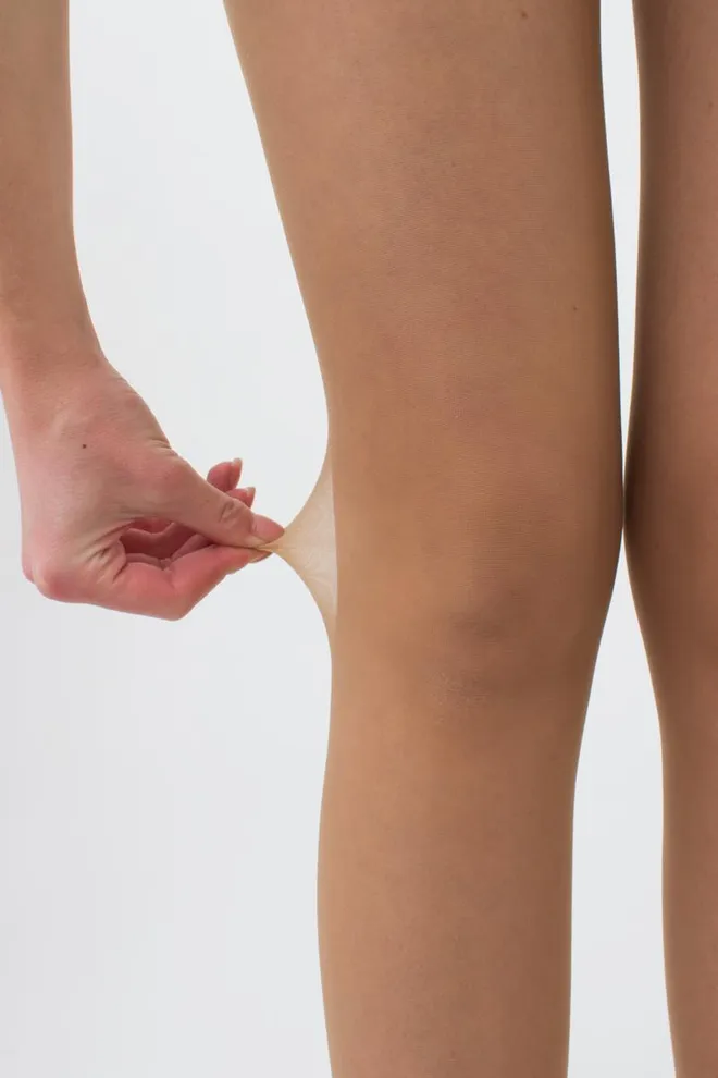 Колготки с эротическим вырезом Love 20 den Giulia (daino)