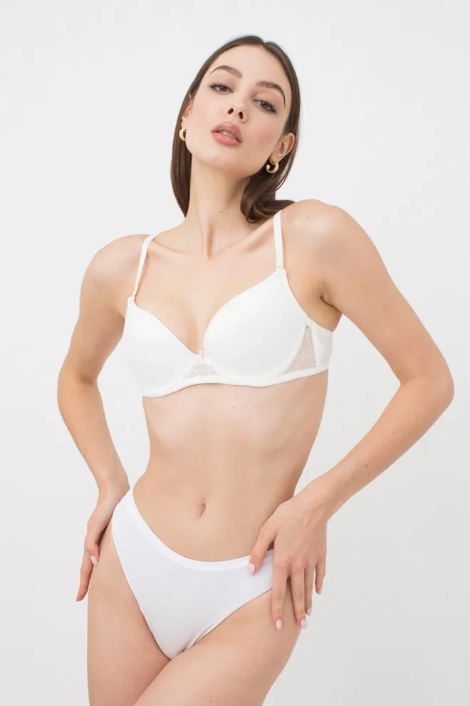 Бюстгальтер с формованной чашкой Laura 1123/21 n Giulia (whisper white), белый