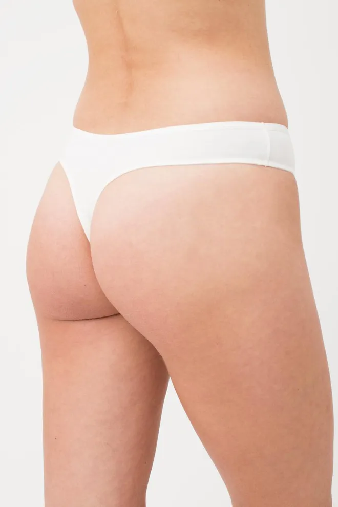 Женские трусы стринг Leila 2102/60 Giulia (whisper white)