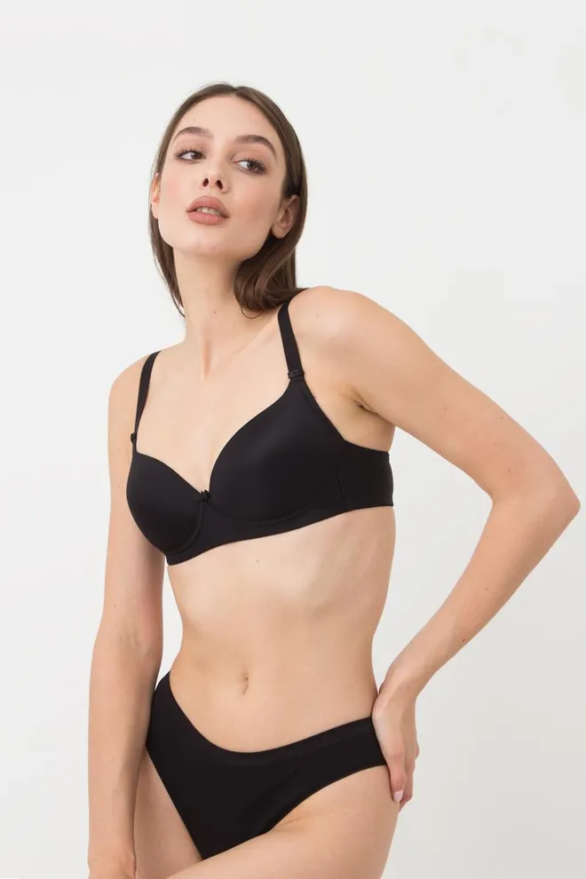 Бюстгальтер с формованной чашкой Luwa 1503/20 Giulia (black)