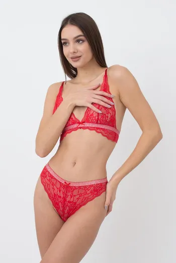 Кружевные трусики бразилиана Miracle 2218/31 Giulia (red) Кружевные трусики бразилиана Miracle 2218/31 Giulia (red)