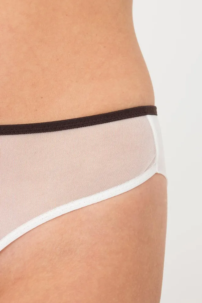 Женские трусы бразилиана Orchid blom 2210/40 Giulia (milk/chocolate)