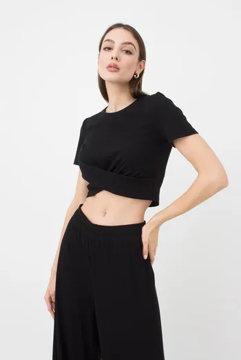 Топ в рубчик с переплетом Rib casual 4105/010 Giulia (black)